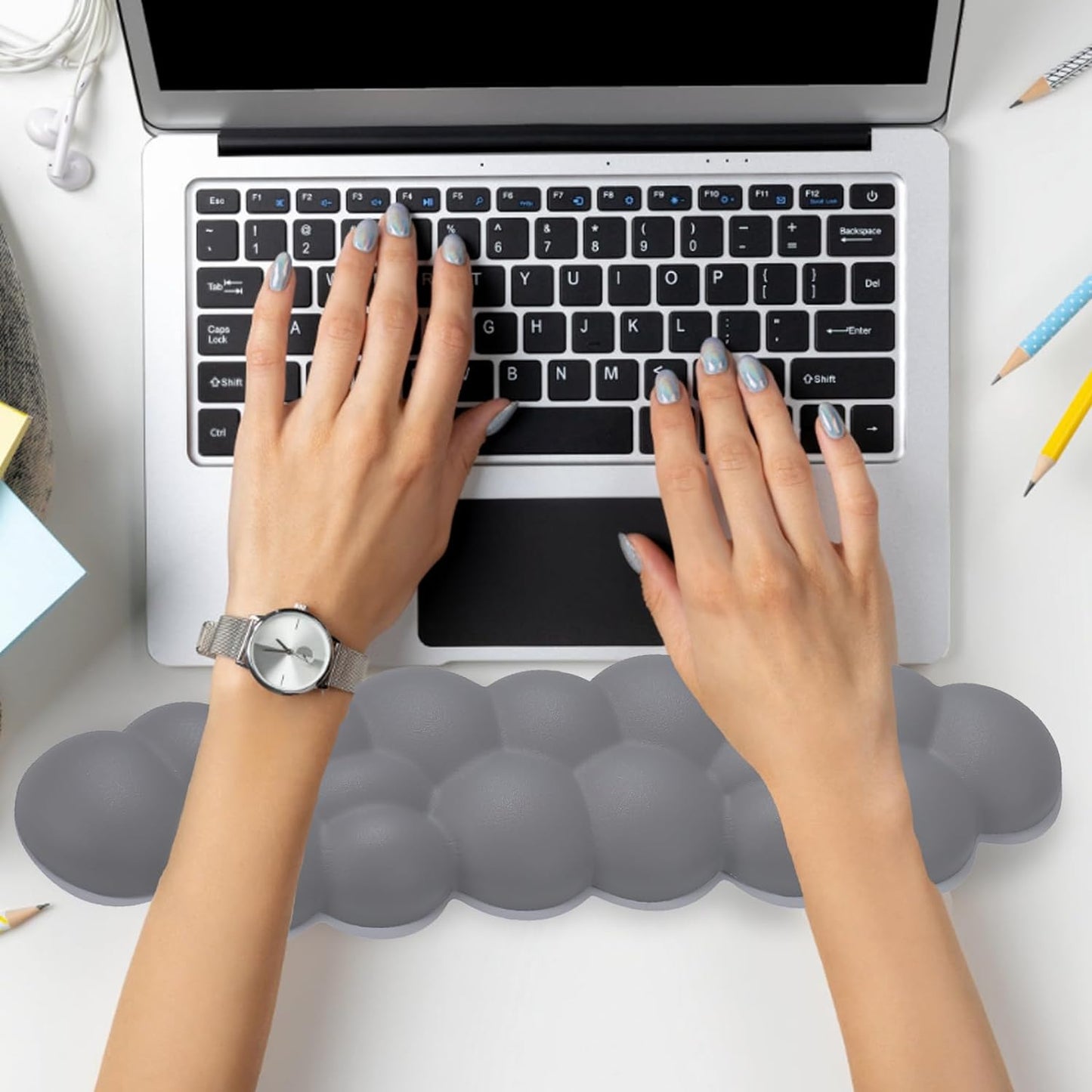 Cloud Wrist Rest for Computer Keyboard, Cute Wrist Pad for Keyboard, Wrist Support for Keyboard, Desk Accessories Keyboard Arm Rests for Wrists (Gray)